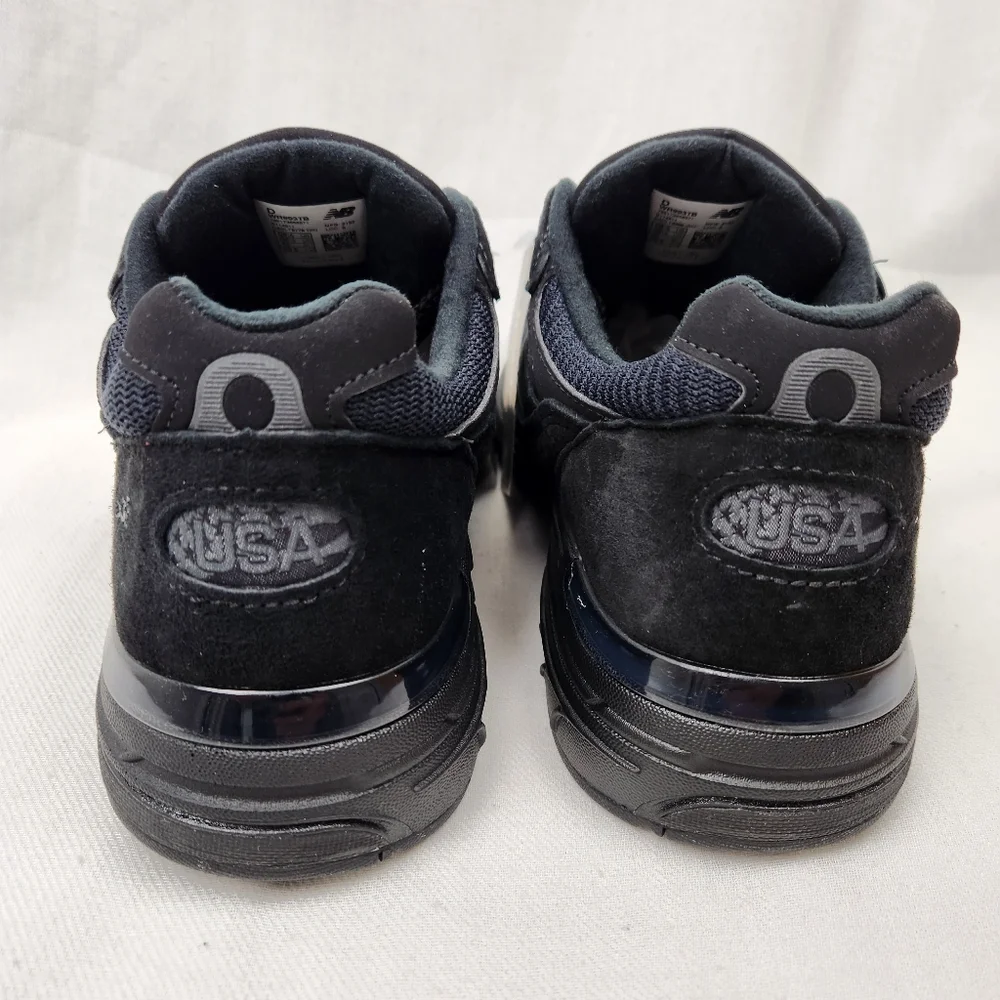 New balance 993 Black On Black Suede Sneakers. USA - Picture 7 of 13
